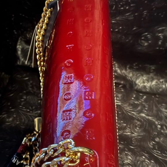 ARCADIA MADE IN ITALY PATENT LEATHER FLAP OVER CROSSBODY RED  COLOR … - Picture 3 of 10
